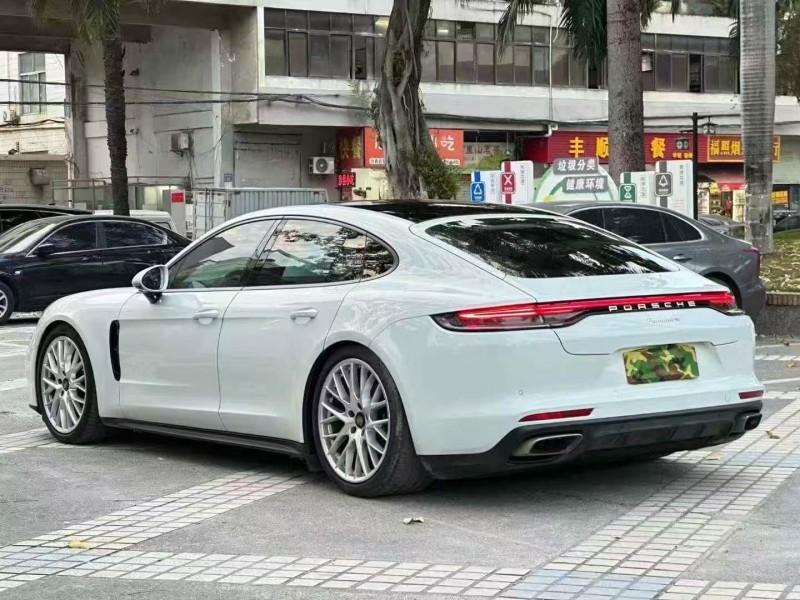 广州21年保时捷帕拉梅拉7