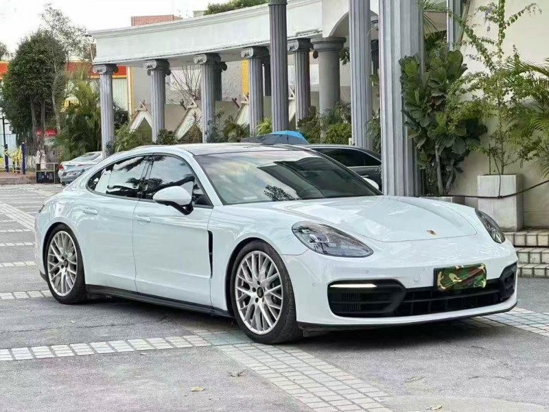 广州21年保时捷帕拉梅拉8