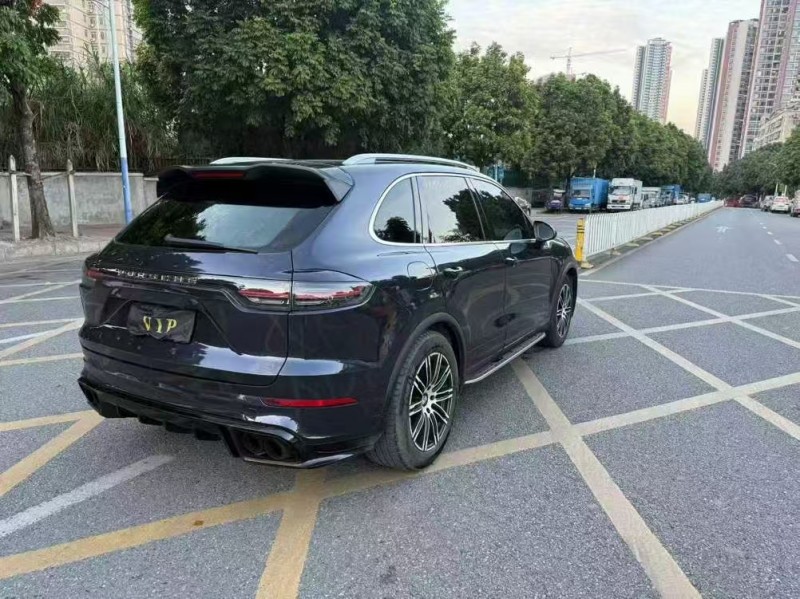 广州10年保时捷卡宴8