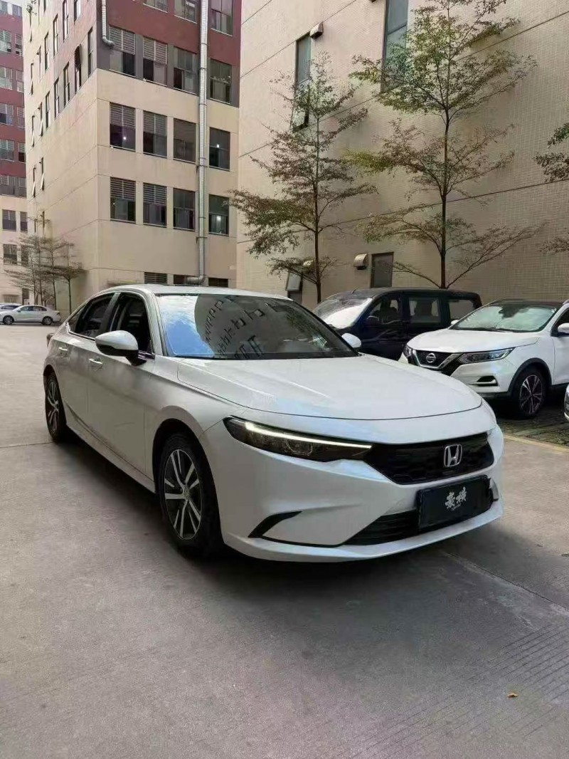 汕头25年本田型格2