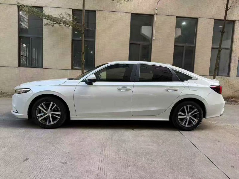 汕头25年本田型格8