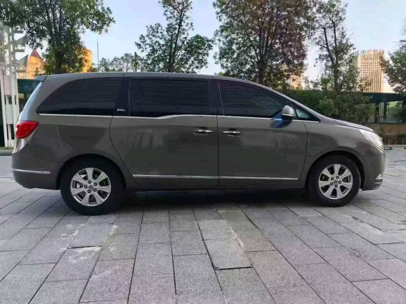 衡阳15年别克GL89