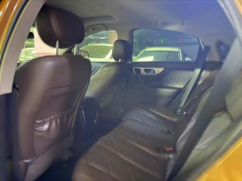 沧州11年英菲尼迪FX355