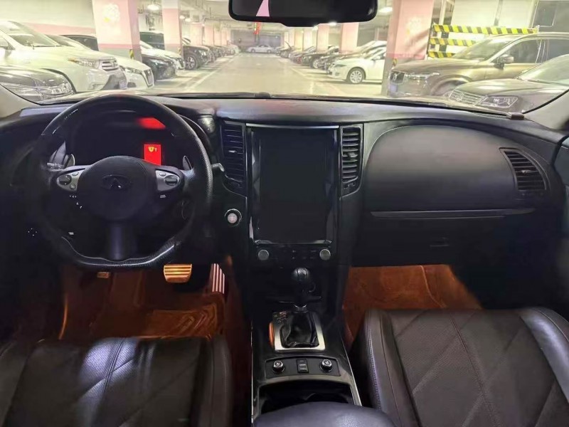 沧州11年英菲尼迪FX356