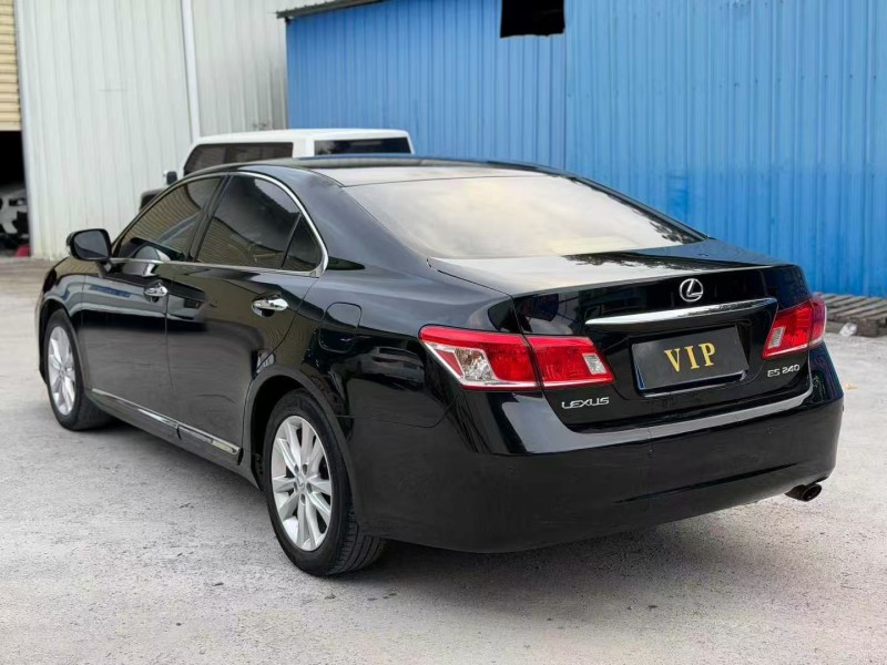 茂名10年雷克萨斯ES5