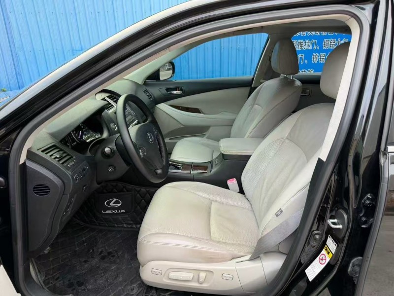 茂名10年雷克萨斯ES6