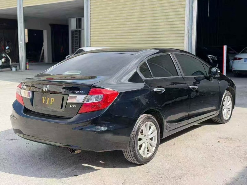 茂名13年本田思域6