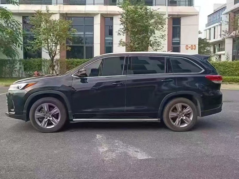 广州21年丰田汉兰达4