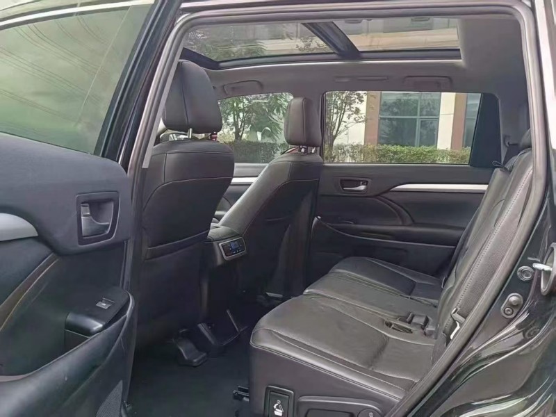 广州21年丰田汉兰达7