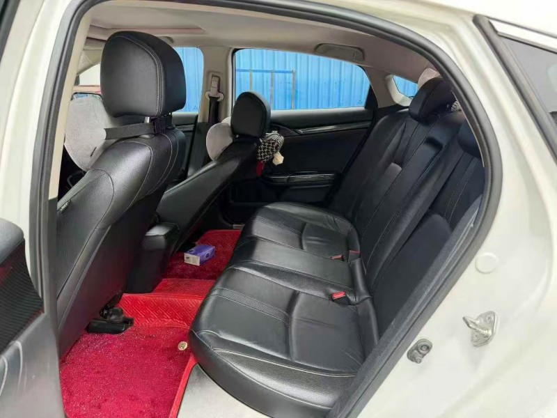 茂名17年本田思域9