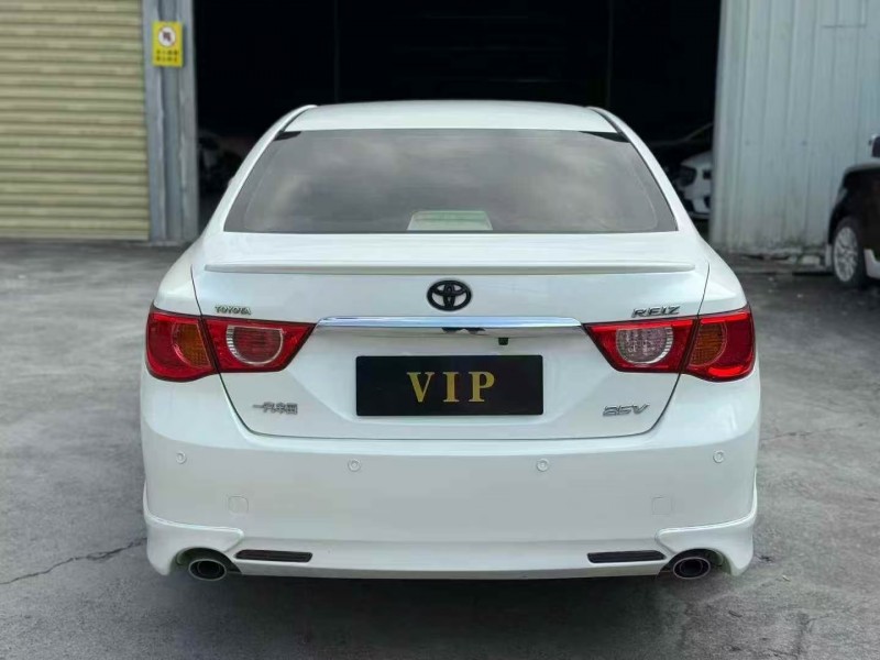 茂名13年丰田锐志6