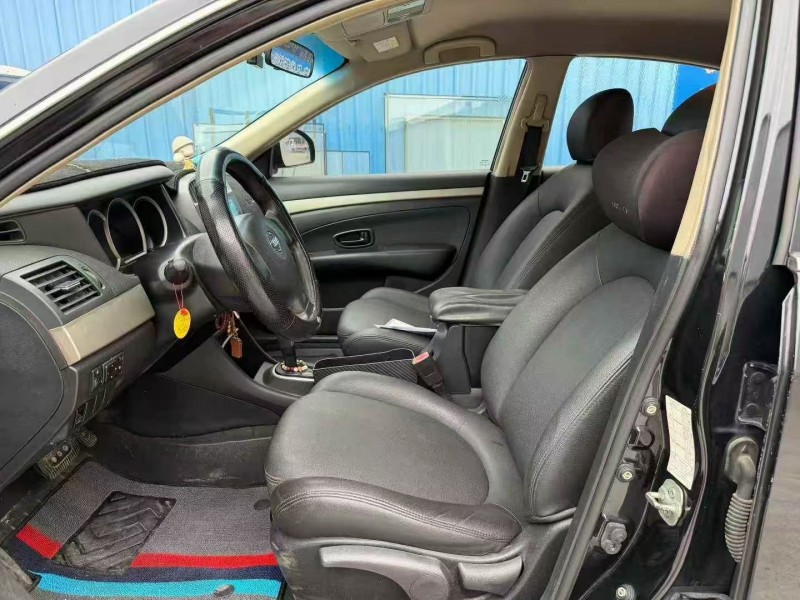 茂名16年日产轩逸8