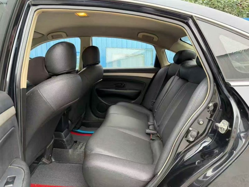 茂名16年日产轩逸9