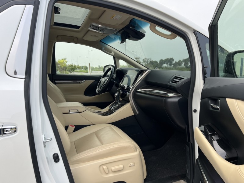 盐城21年丰田埃尔法7