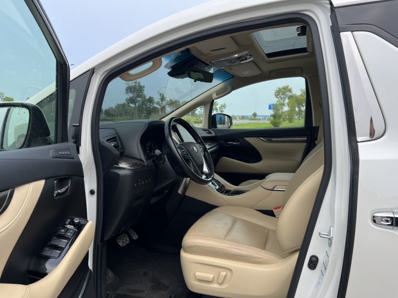 盐城21年丰田埃尔法8