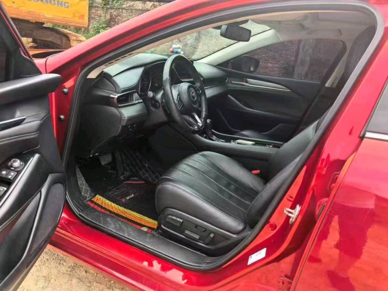 贵港20年马自达阿特兹3