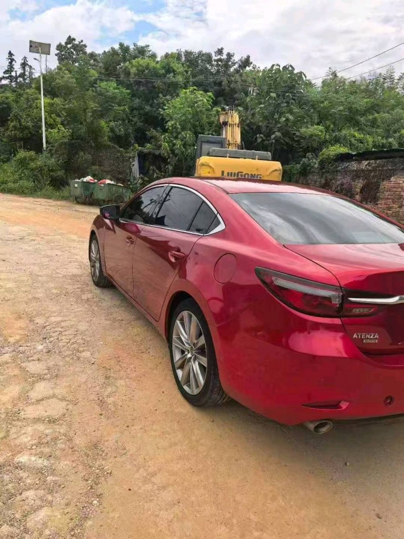 贵港20年马自达阿特兹8