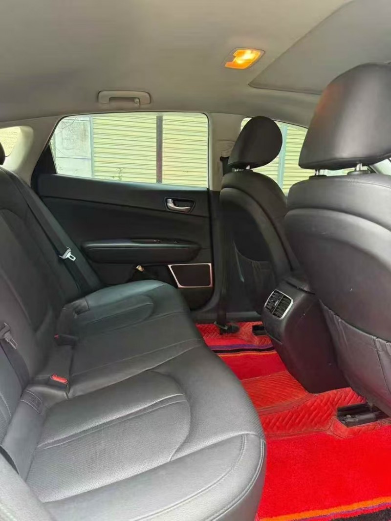 贵阳18年起亚K57