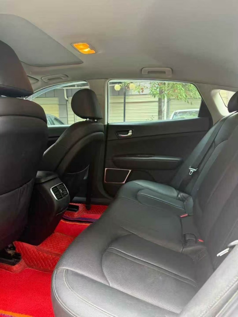 贵阳18年起亚K58