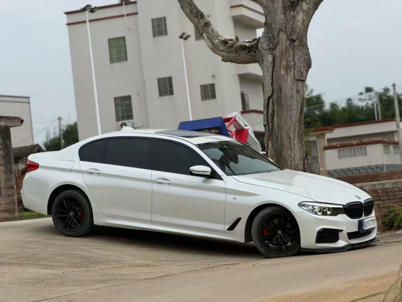 茂名19年宝马5系4