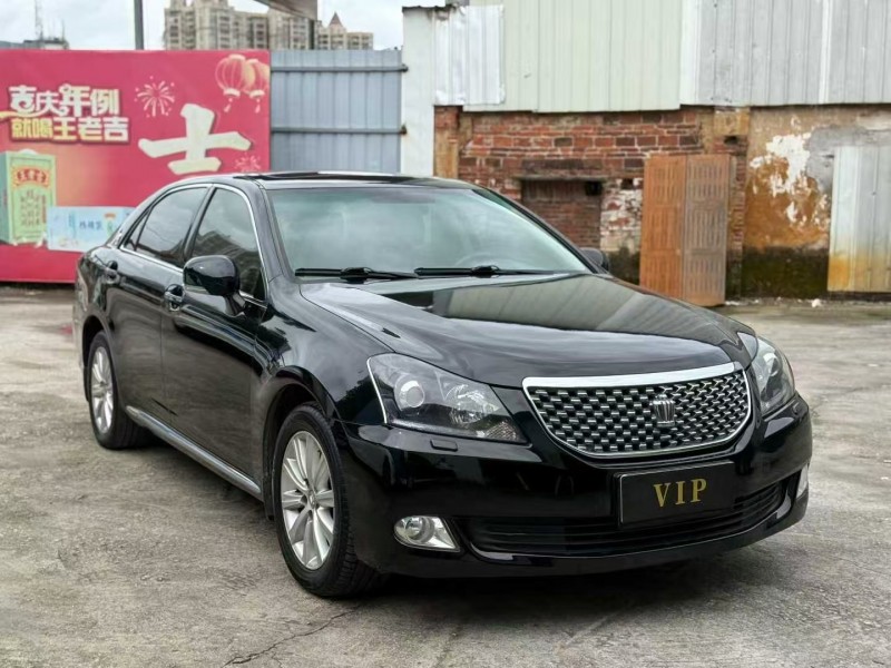 茂名12年丰田皇冠3