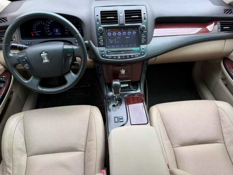 茂名12年丰田皇冠7