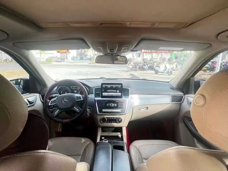 济宁13年奔驰ML3