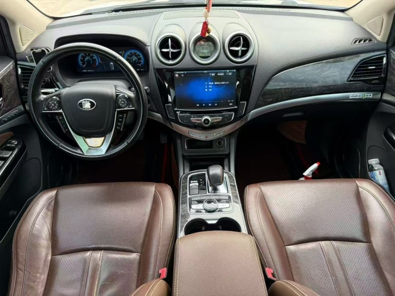 茂名16年比亚迪唐3