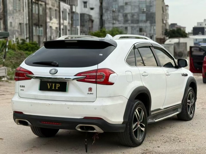 茂名16年比亚迪唐8