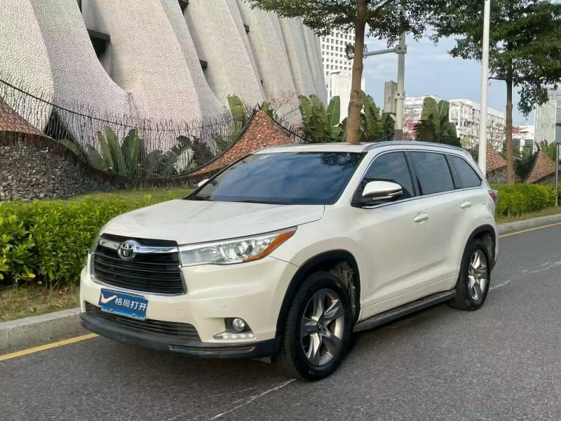 深圳17年丰田汉兰达3