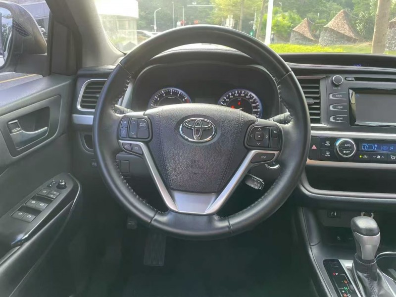 深圳17年丰田汉兰达7