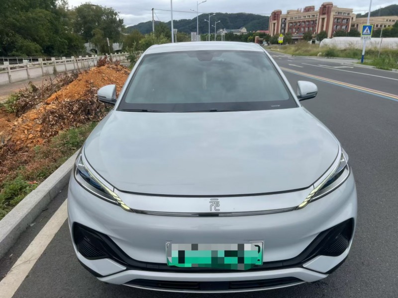 厦门22年比亚迪元1