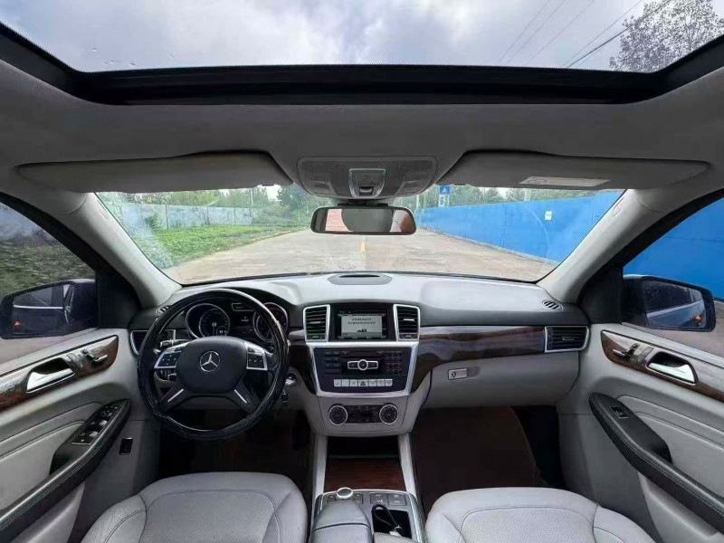 青岛15年奔驰ML4