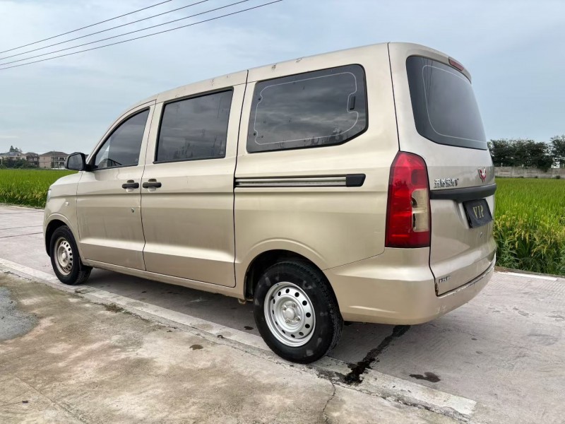 杭州22年五菱汽车宏光7