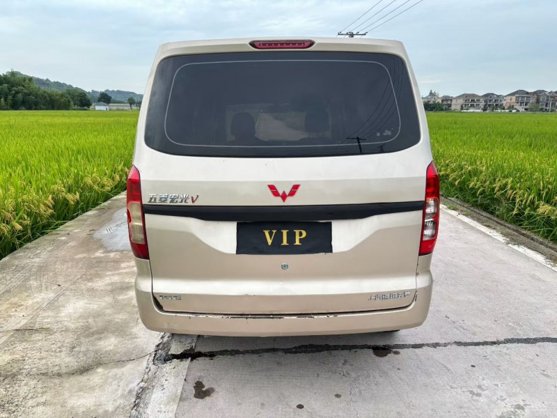 杭州22年五菱汽车宏光8