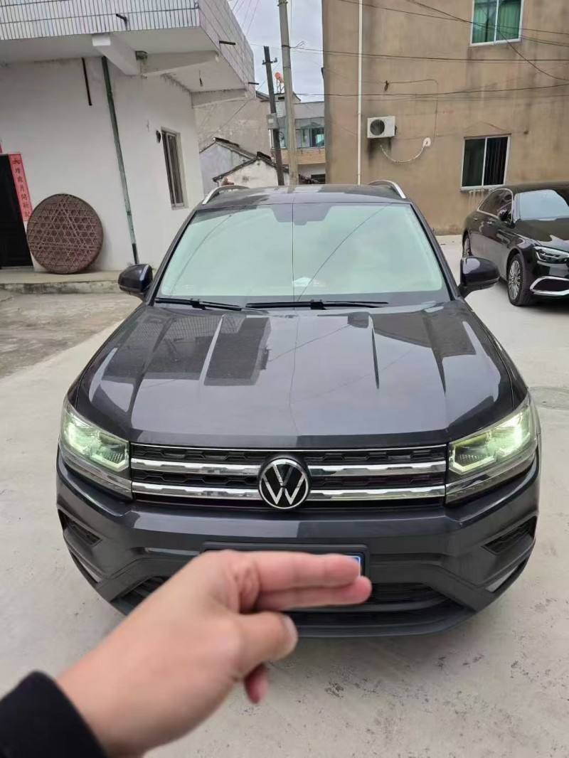 徐州22年大众途岳1