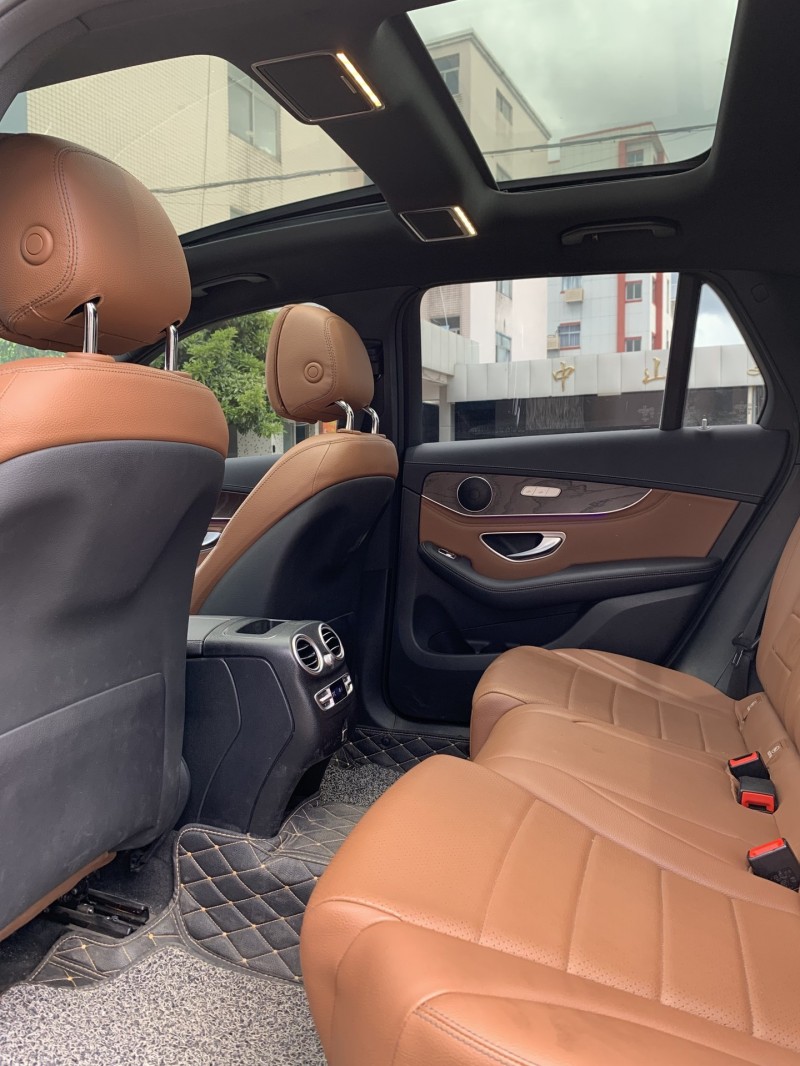 中山20年奔驰GLC6