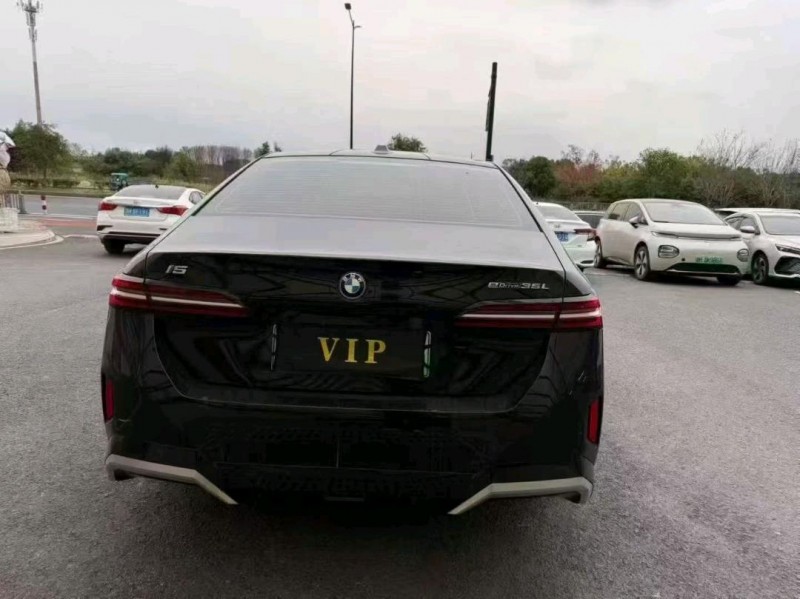 常州24年宝马i58