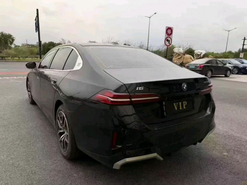 常州24年宝马i59