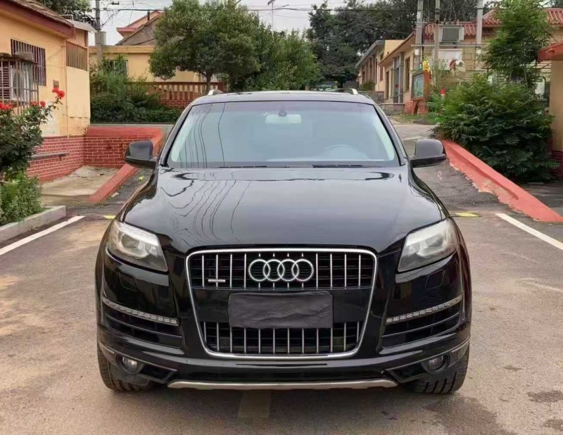 青岛12年奥迪Q71