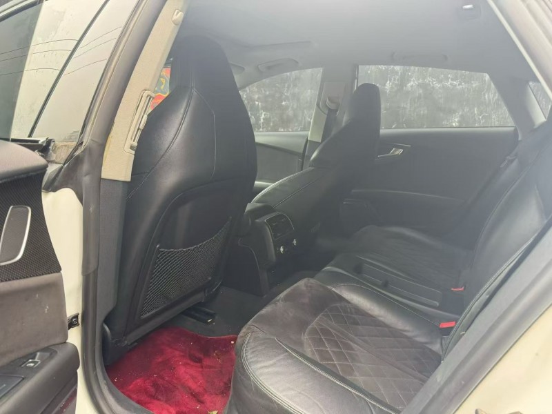 青岛13年奥迪S75