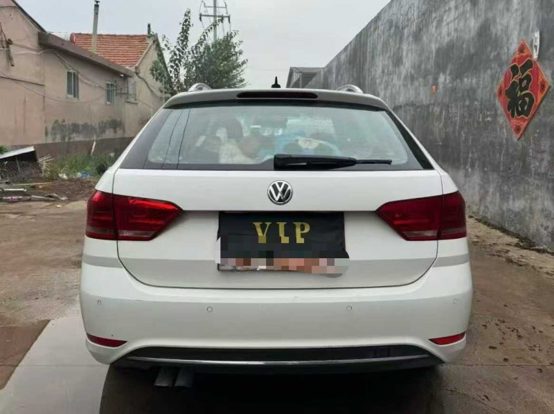 青岛18年大众朗行6