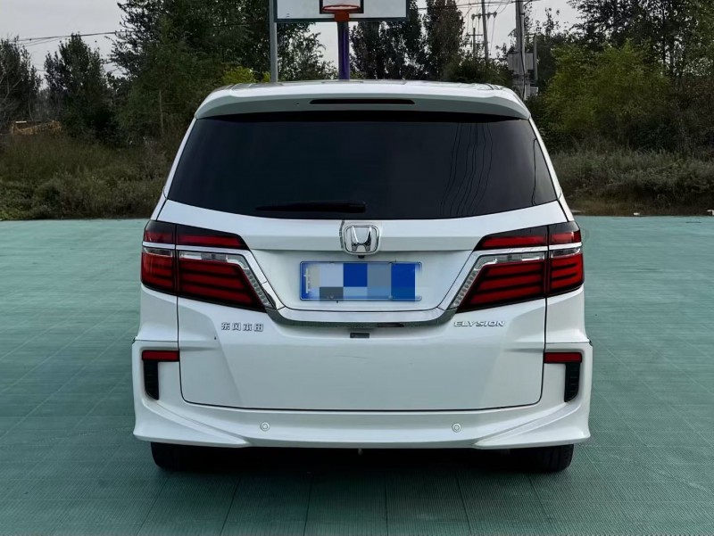 青岛19年本田艾力绅5