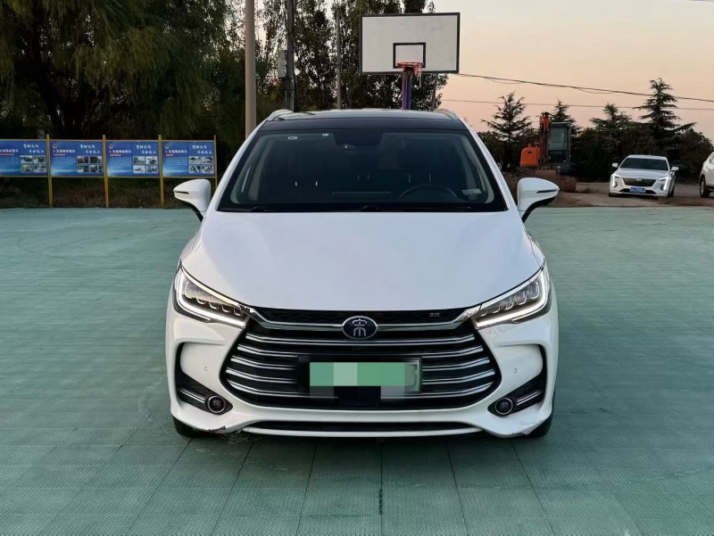 青岛19年比亚迪宋MAX1