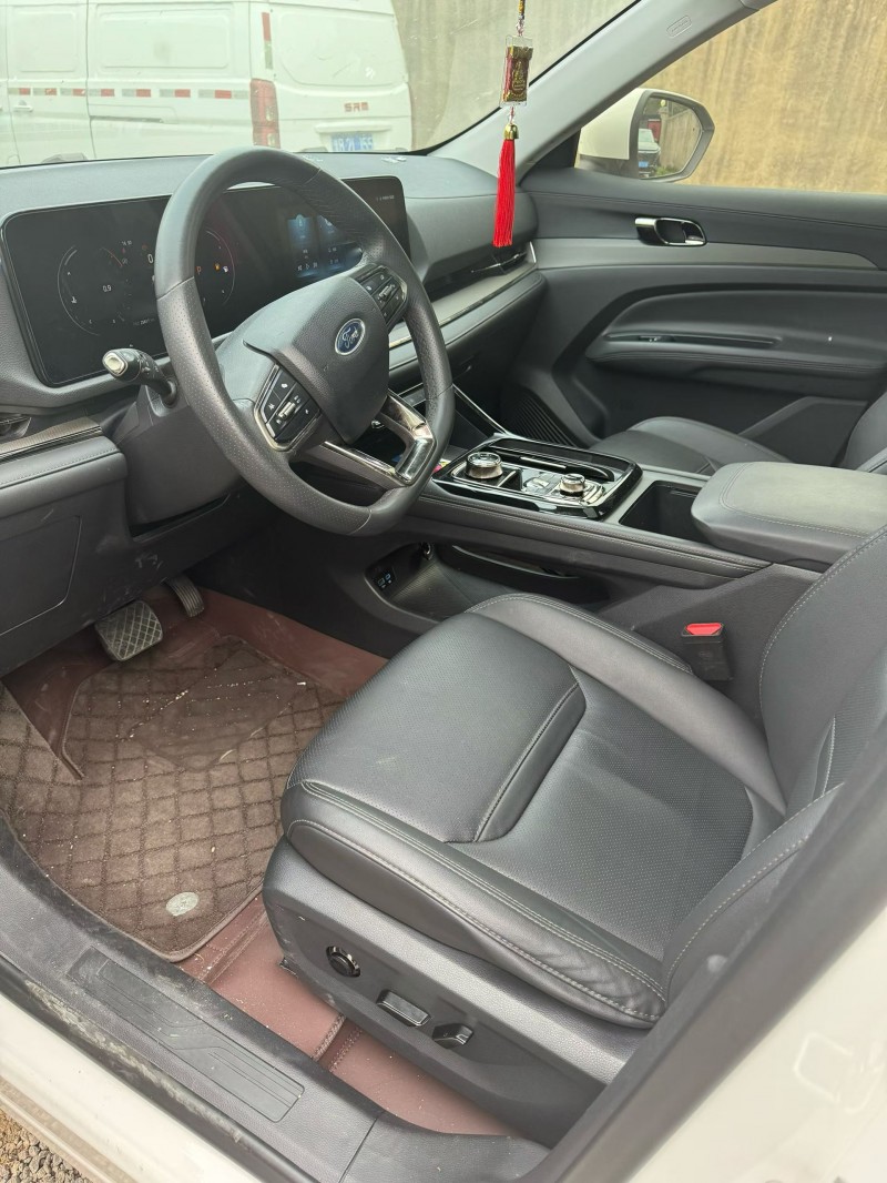 鹤壁23年福特领睿9