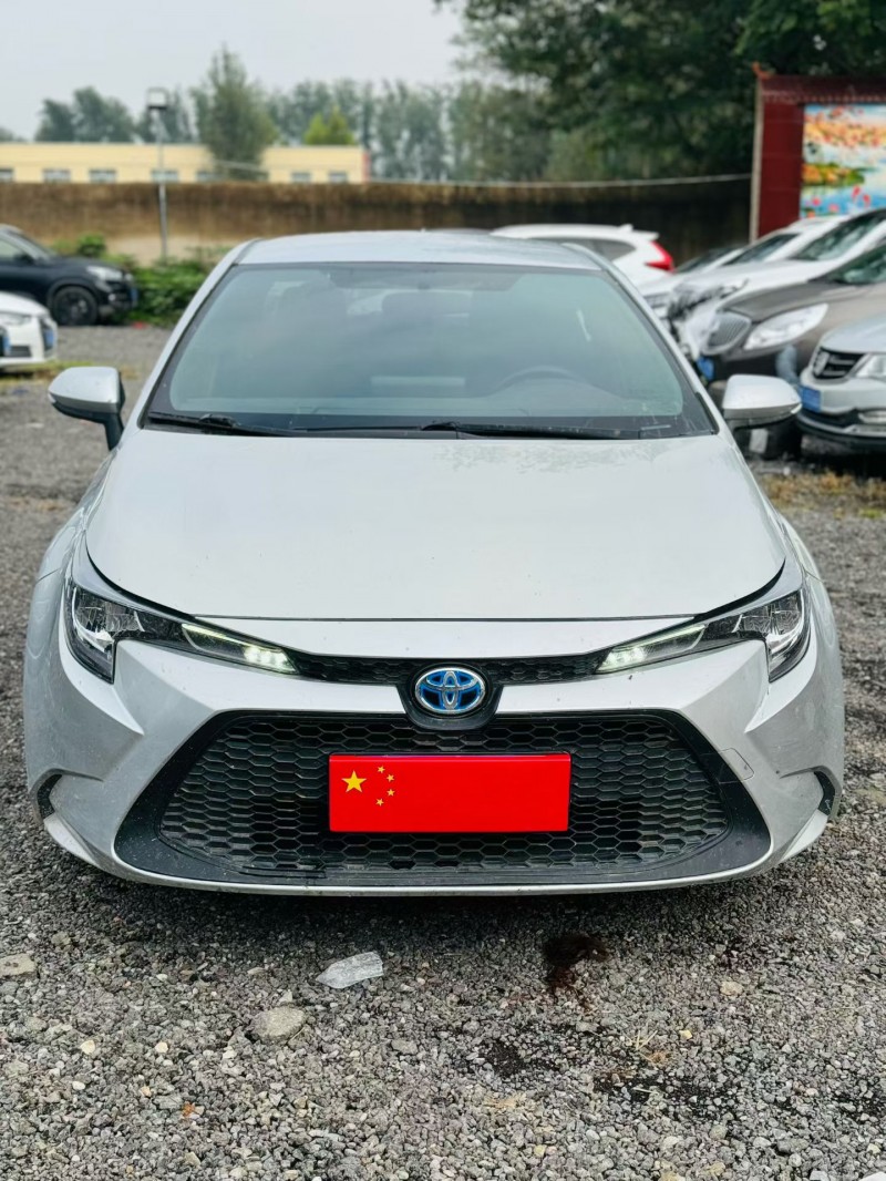 鹤壁22年丰田雷凌1