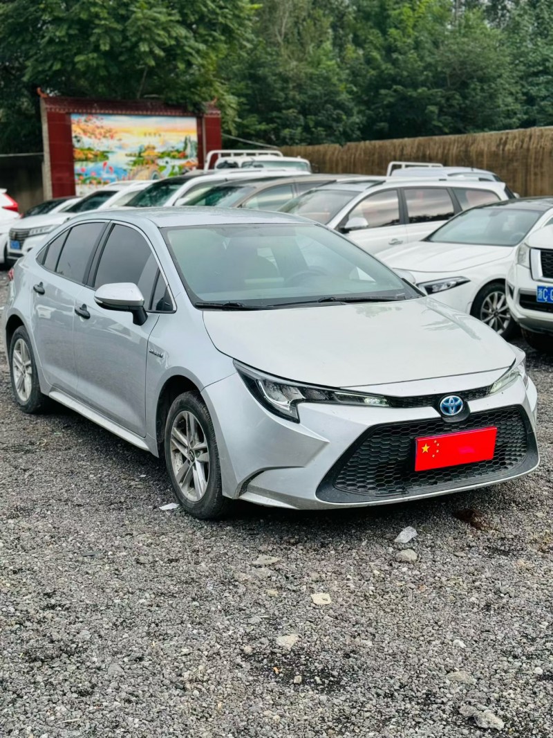 鹤壁22年丰田雷凌3