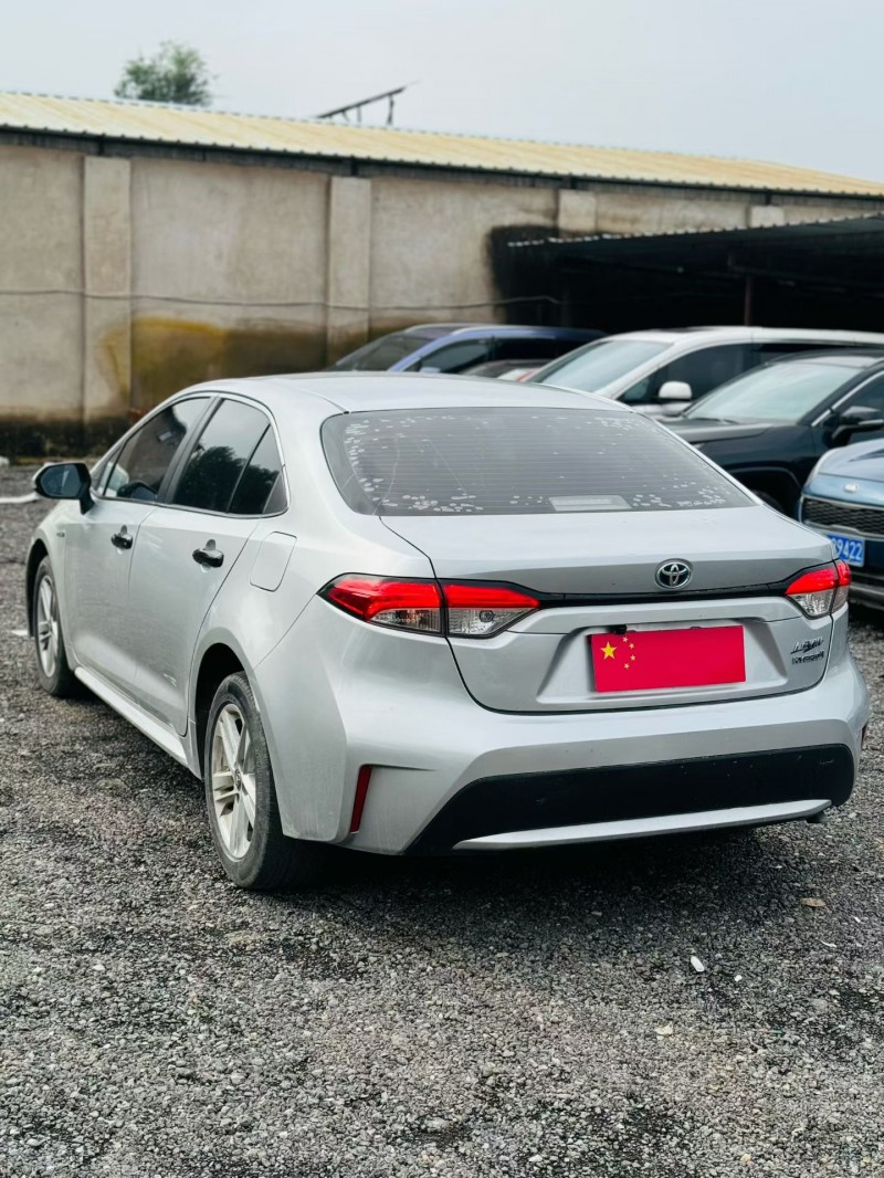 鹤壁22年丰田雷凌6