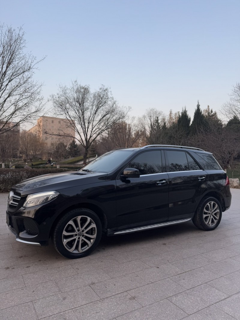 邢台18年奔驰GLE2