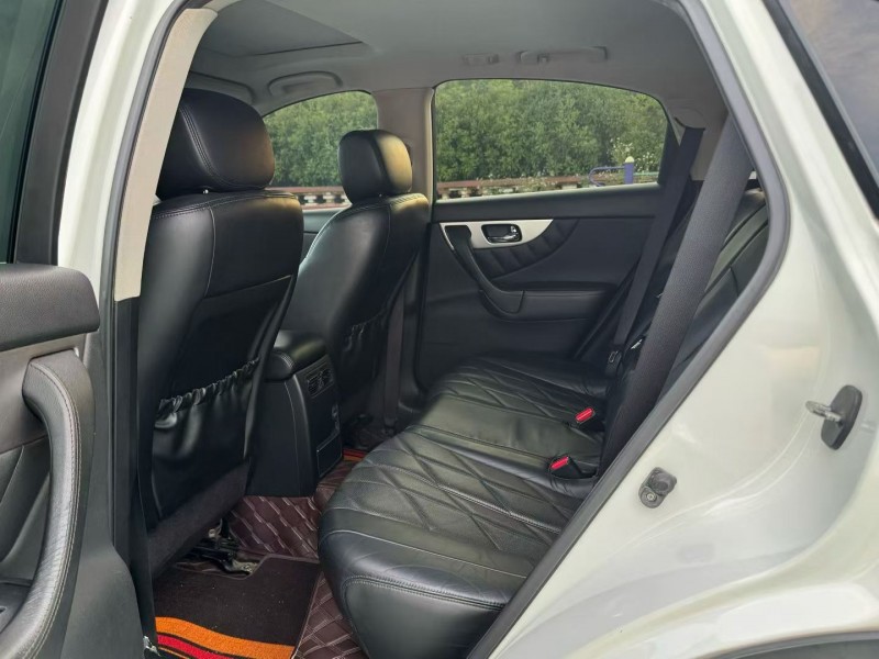 青岛14年英菲尼迪QX705